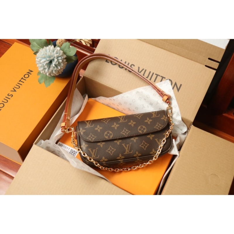 LV Clutch Bags
